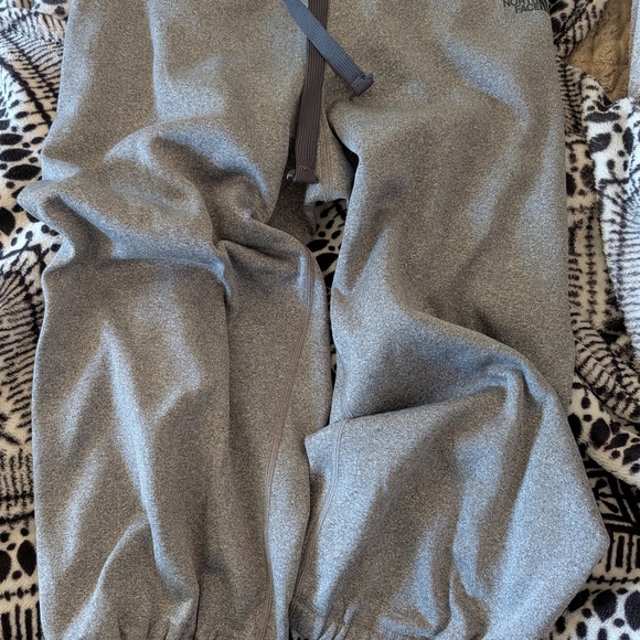 The North Face Pants - The North Face Heather Gray Fleece Sweatpants